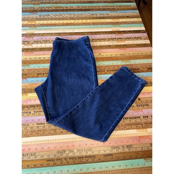 Soft Surrondings L Ultimate Denim Pull-on Relaxed Jeans Elastic Waist Comfort - Picture 4 of 12